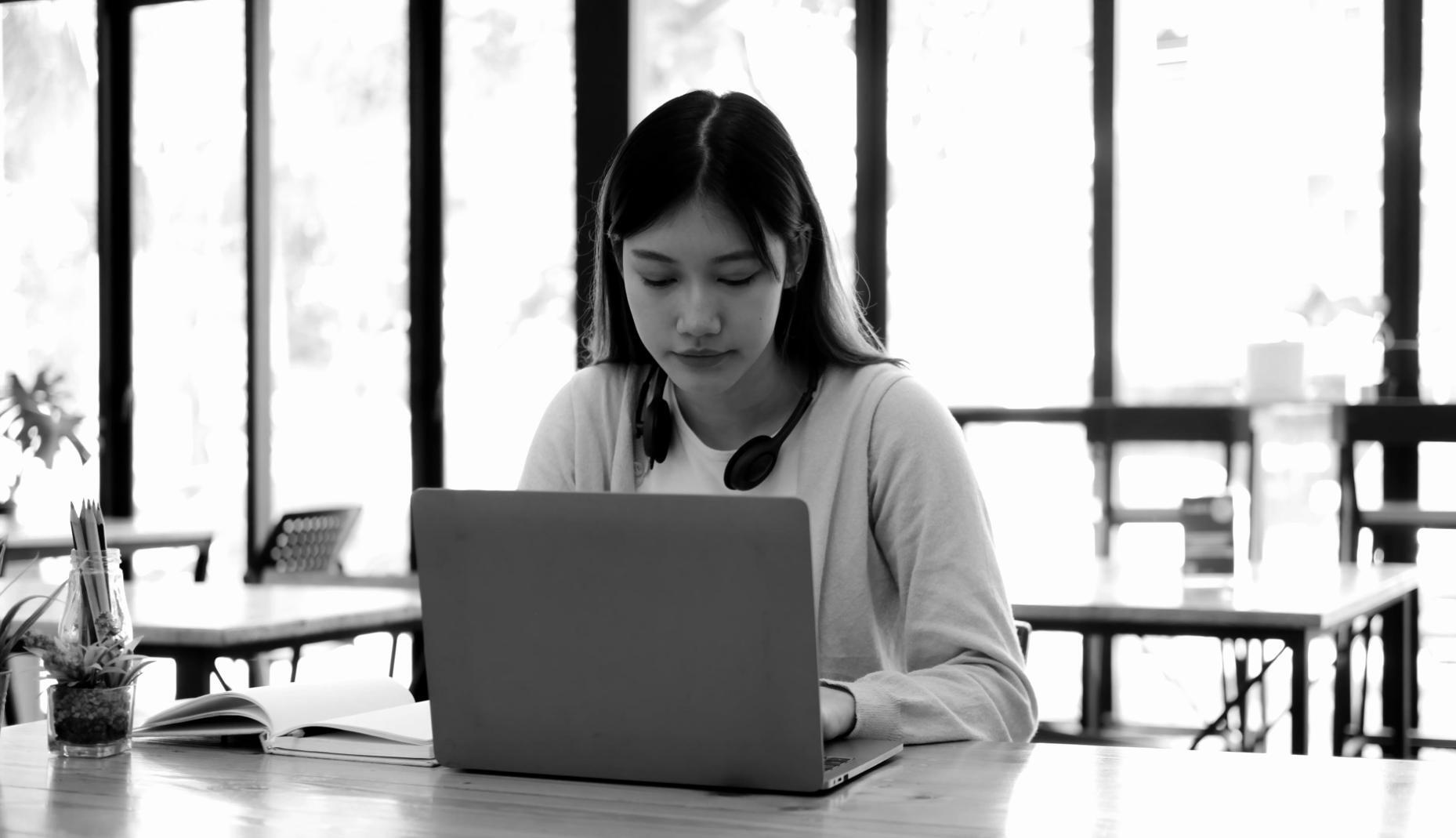 Collaborative workspace where money mindset concepts are developed